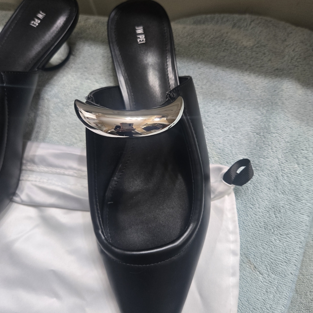 JW PEI Black Women's Mule Shoes Size 11 NWT - Picture 6 of 9